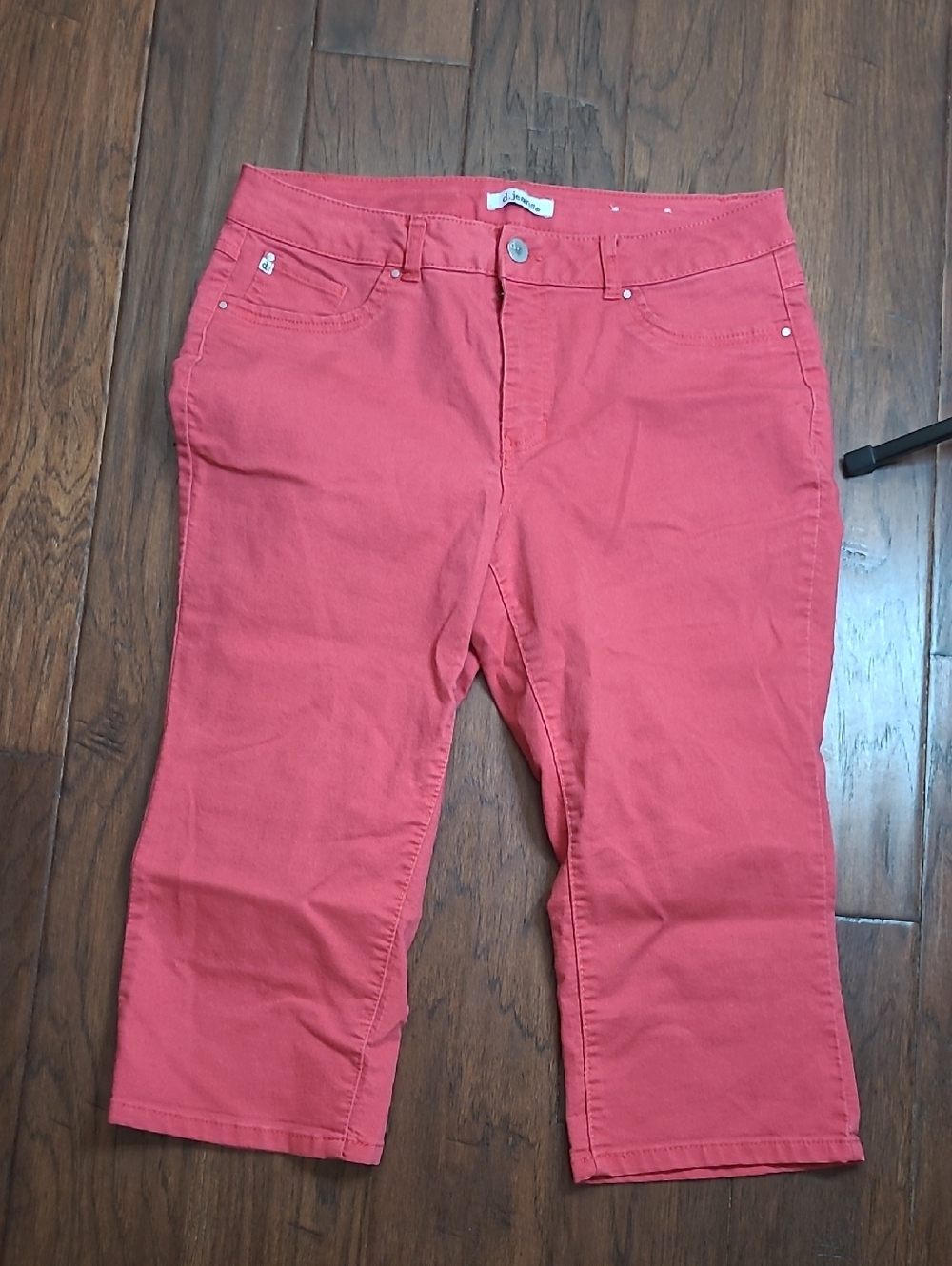 D. Jeans Light Red/Coral Capri Jeans size 14W